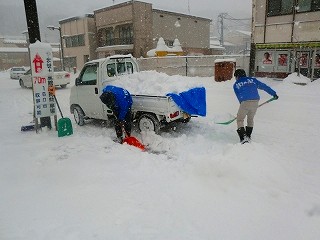 市日通り除雪前 (4).jpg